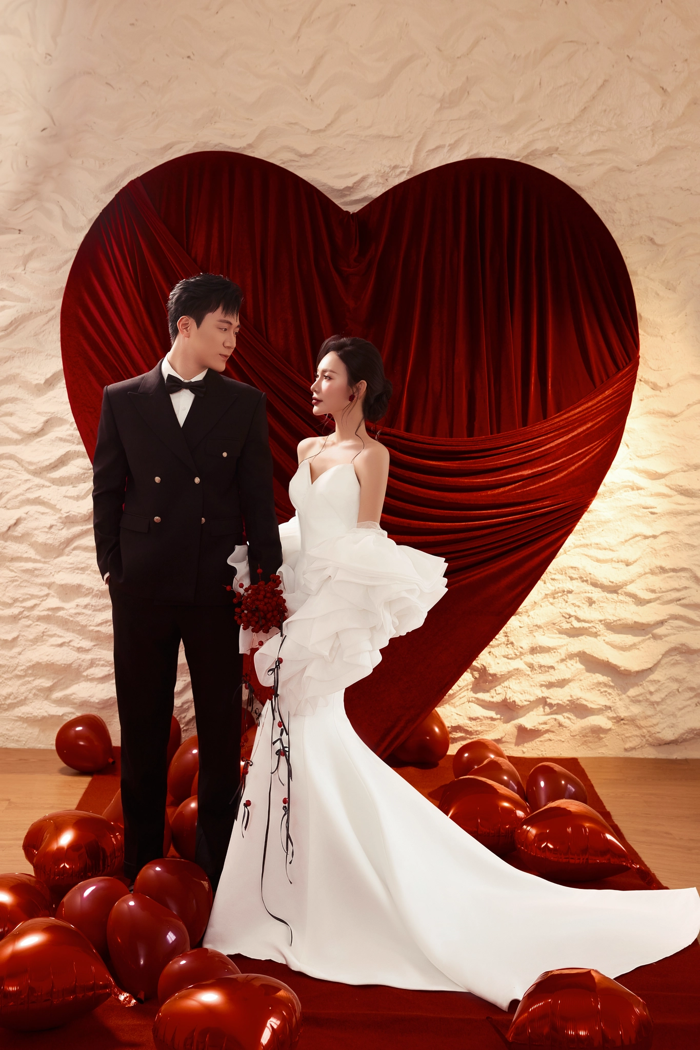 thiep-cuoi-dien-tu-online_1763112464_d1393579